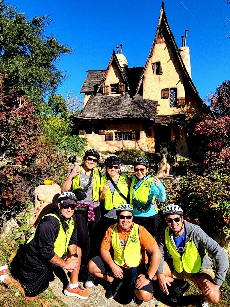 Guests on the Beverly Hills Tour in front of the Spadena House